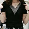 Летняя новинка, горячая, модная и универсальная, узкая футболка с V-образным вырезом и короткими рукавами