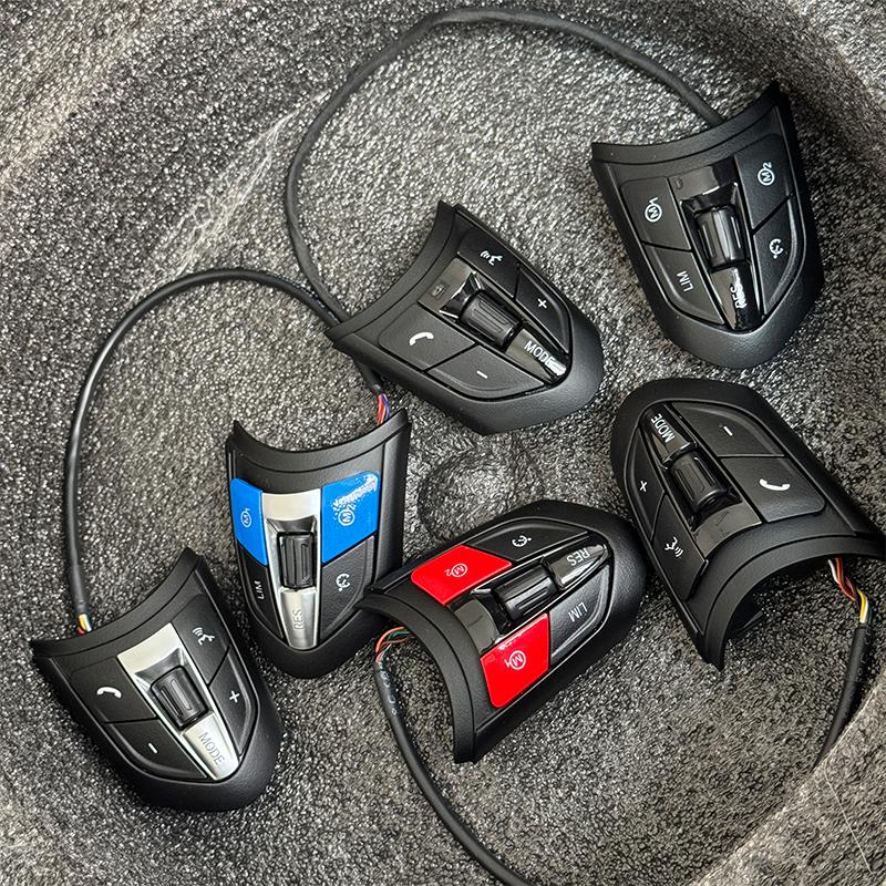 Suitable for BMW M Sport D-type steering wheel black buttons F40 M135i F87 M2 F80 M3 F82 M4 X3 M X4 M F85 X5 red and bluebuttons