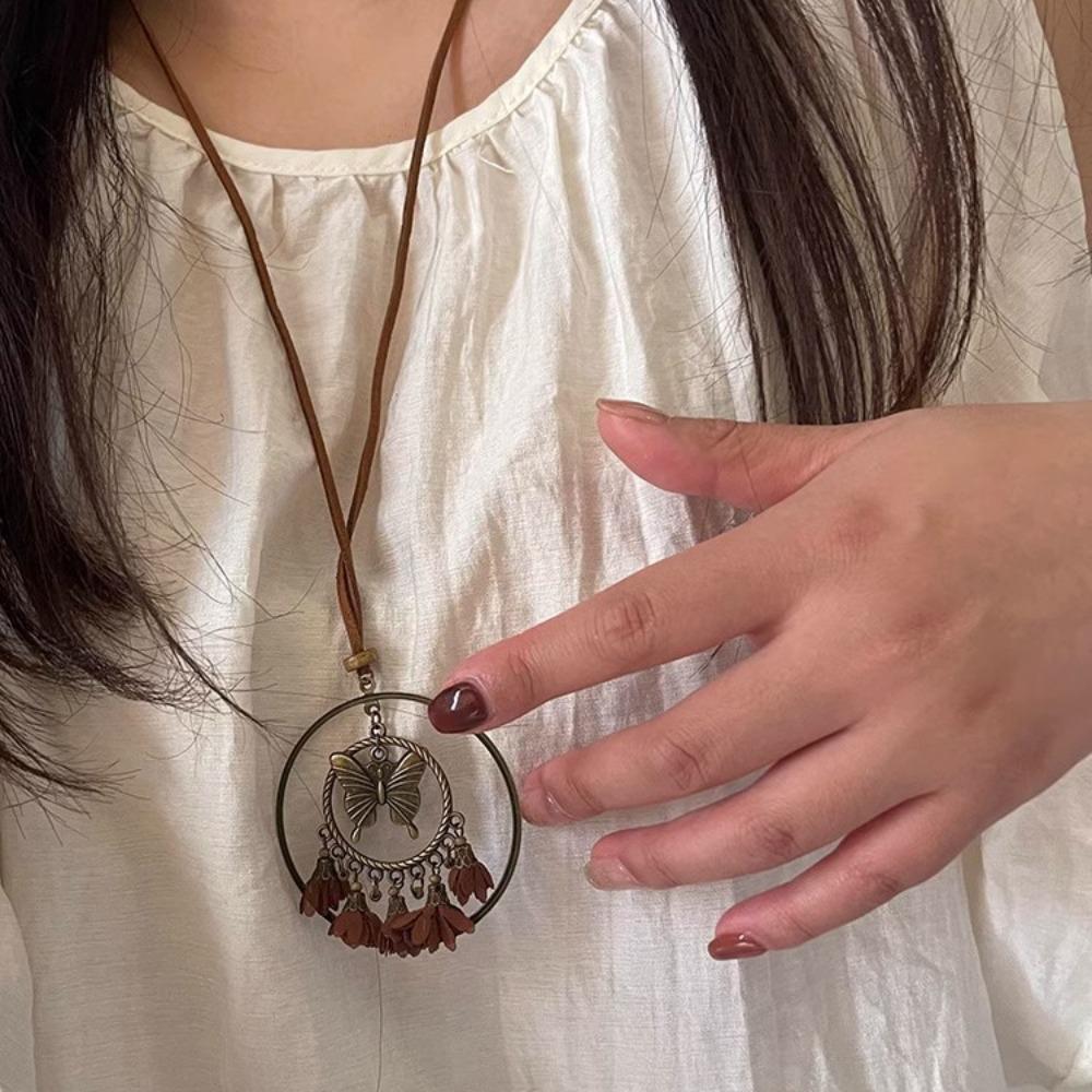 Flower Long Sweater Chain Wood Bohemian Style Necklace Sweet Ethnic Style Necklace  Girls Gifts