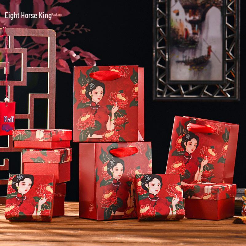 Vintage Red Jewelry Gift Box for Women's Necklace and Lipstick