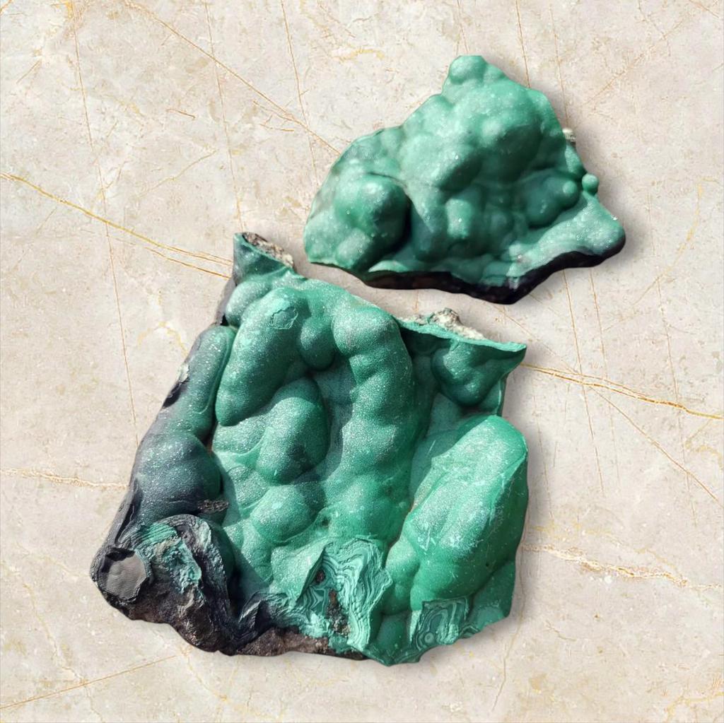 Натуральный малахит необработанный, необработанный драгоценный камень, необработанные минералы необработанные, необработанный малахит необработанный, образцы малахита необработанные драгоценные камни для изготовления ювелирных изделий.
