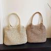 Fashionable Large Capacity Straw Shoulder Handbag for Women: Seaside Vacation Beach Bag