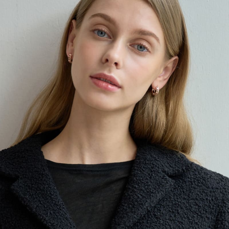 ELLE Jewelry 14K Chain Festa Earrings (Gold Pin) ELGPEE466