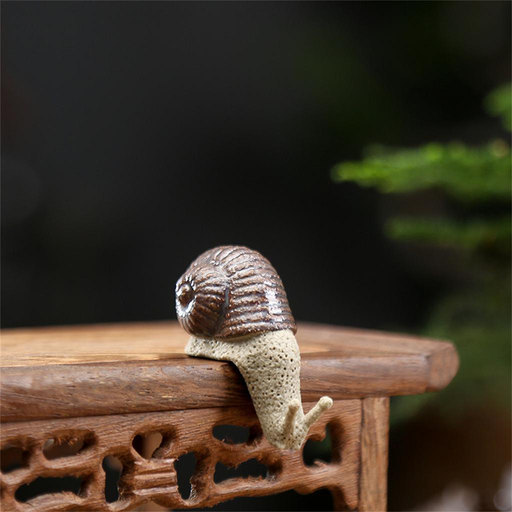 Snail Miniature Figurine Model Coarse Pottery Ceramics Snail Statue Ornament for Fairys Garden Landscape Decoration