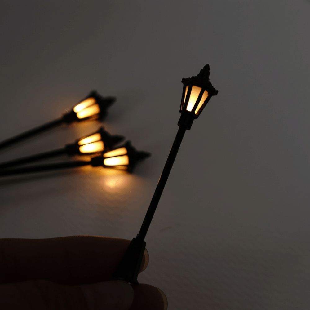 10 Pcs 6.7/11cm LED Lamppost LED Lighting Landscape Model DIY Landscape Design