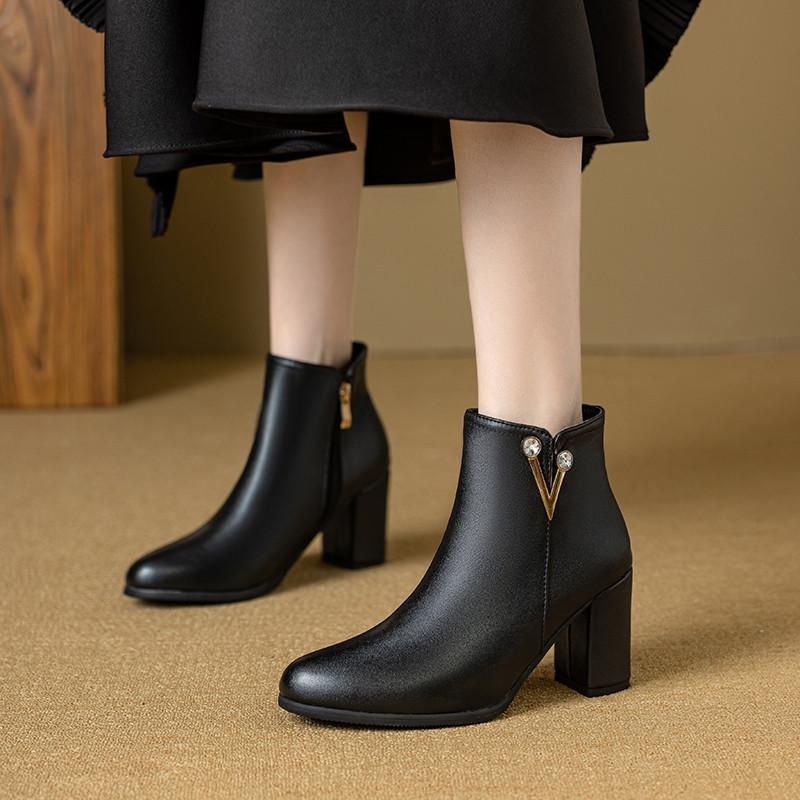 Женские короткие сапоги на высоком каблуке осенне-зимние классические однотонные универсальные сапоги на толстом каблуке большого размера
