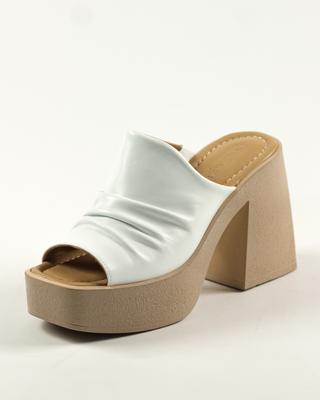 Шлепанцы на каблуке 13901 36 Белые кожа