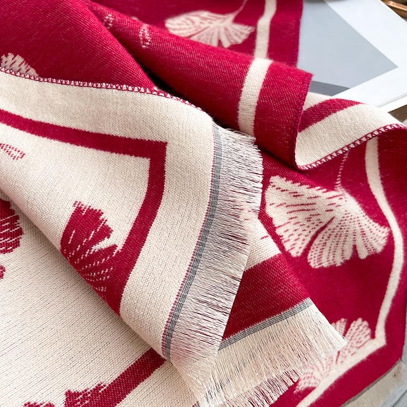 Scarf Women'S Winter High-End Sense Ginkgo Biloba Fashion Imitation Cashmere Warm Scarf Short Beard Fringed Shawl