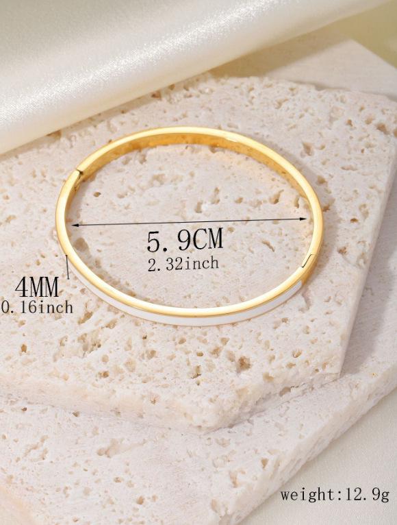 Женский браслет-бангл из титановой стали с золотой эмалью 4 мм и застежкой