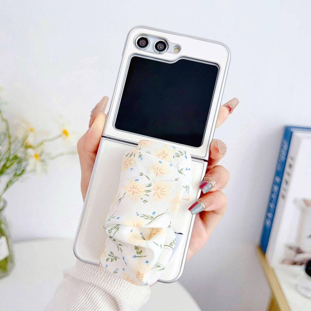 Samsung Z Flip 7 Перламутровая кожаная текстура Чехол-браслет