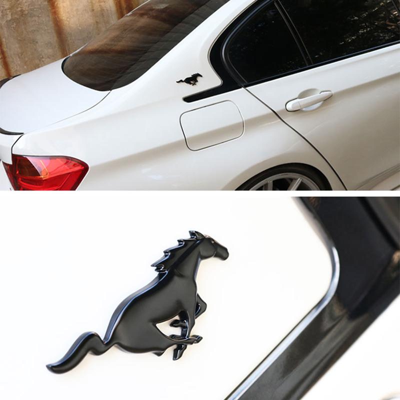 2PCS Mustang Badge Running Horse Sticker For Ford Focus Fiesta Mondeo Kuga Edge Shelby ST MK5 MK7 MK3 Car Body Emblem Decoration GMSBD1