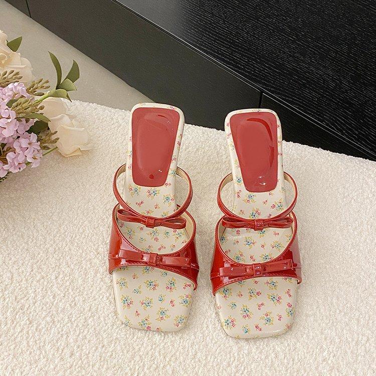 Французские элегантные туфли на танкетке женские босоножки с открытым носком и бантом на высоком каблуке лето 2025 г.