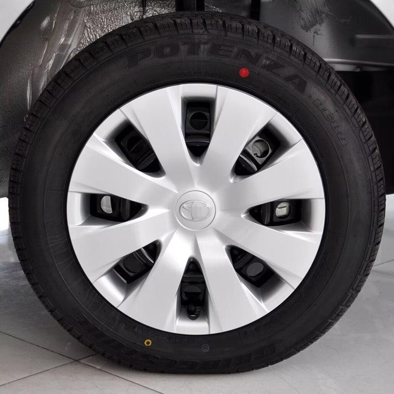 Совместимо с новыми и старыми 15-дюймовыми колпаками для Toyota Corolla: сталь, пластик и чехлы для шин.