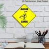 2D Flat 1pc, Goose Crossing Sign - Diamond-Shaped Metal Warning Plaque with Black & White Goose Illustration, Durable Iron Outdoor/Indoor Decor for