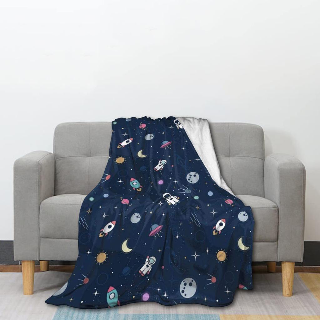 Astronaut Space Blanket, Fleece Flannel Blanket, Cozy Plush Blanket Warm Air Conditioning Blanket for Sofa, Bedroom, Office, Bed
