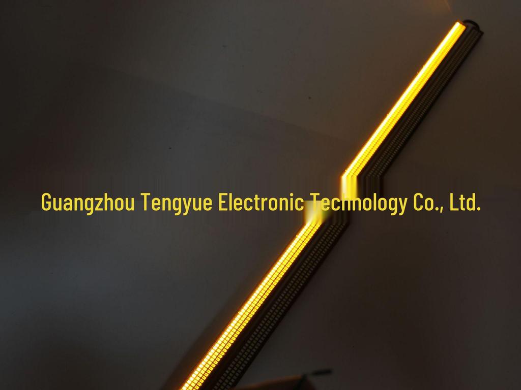 Ford Pickup Tailgate LED Light Strip: Brake, Reverse, & Turn Signal Function