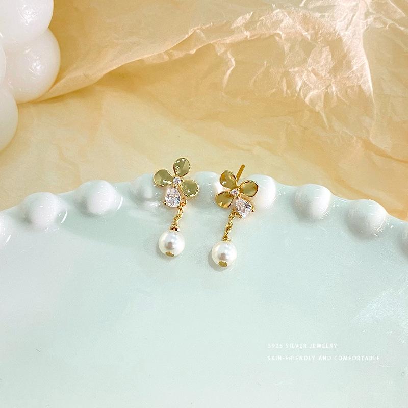 Серьги с жемчугом Sweet Flowers для женщин, легкие, роскошные, высокого класса и изысканного темперамента, новые платья для ушей