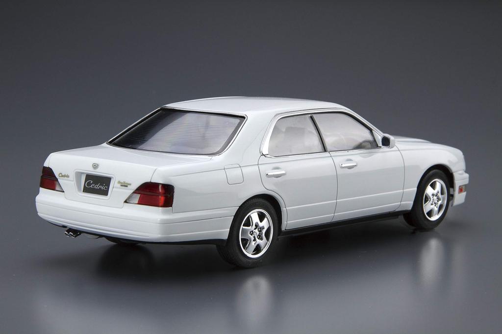 Aoshima Bunka Kyozai Серия Модель автомобиля Nissan Y33 Gran Turismo Ultima 1995 Пластиковая модель 1/24 №95 Cedric/Gloria