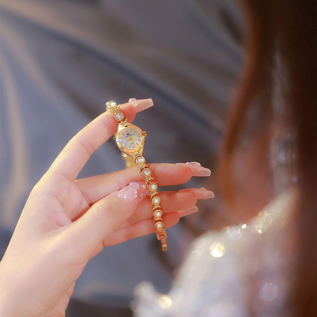 UTHAI V66 Женские цепные часы Легкий люксовый бренд Звезда Луна Циркон Водонепроницаемые Модные женские часы-браслет Аксессуары Подарок