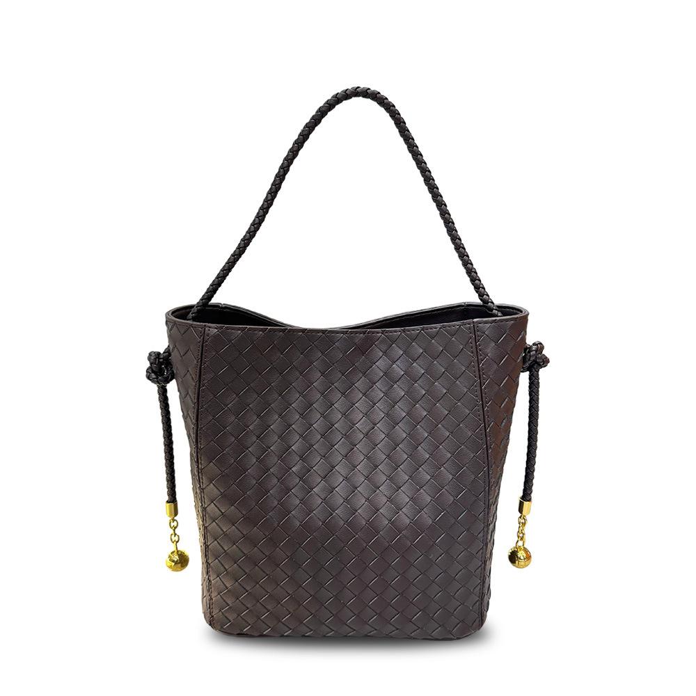 / Cross Border Новая одноплечевая повседневная сумка-ведро с узлом в виде маленького золотого шара Большая вместительная сумка для женщин