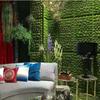 Добавьте частичку природы в любую комнату с помощью этого искусственного каменного фона с изображением мха.