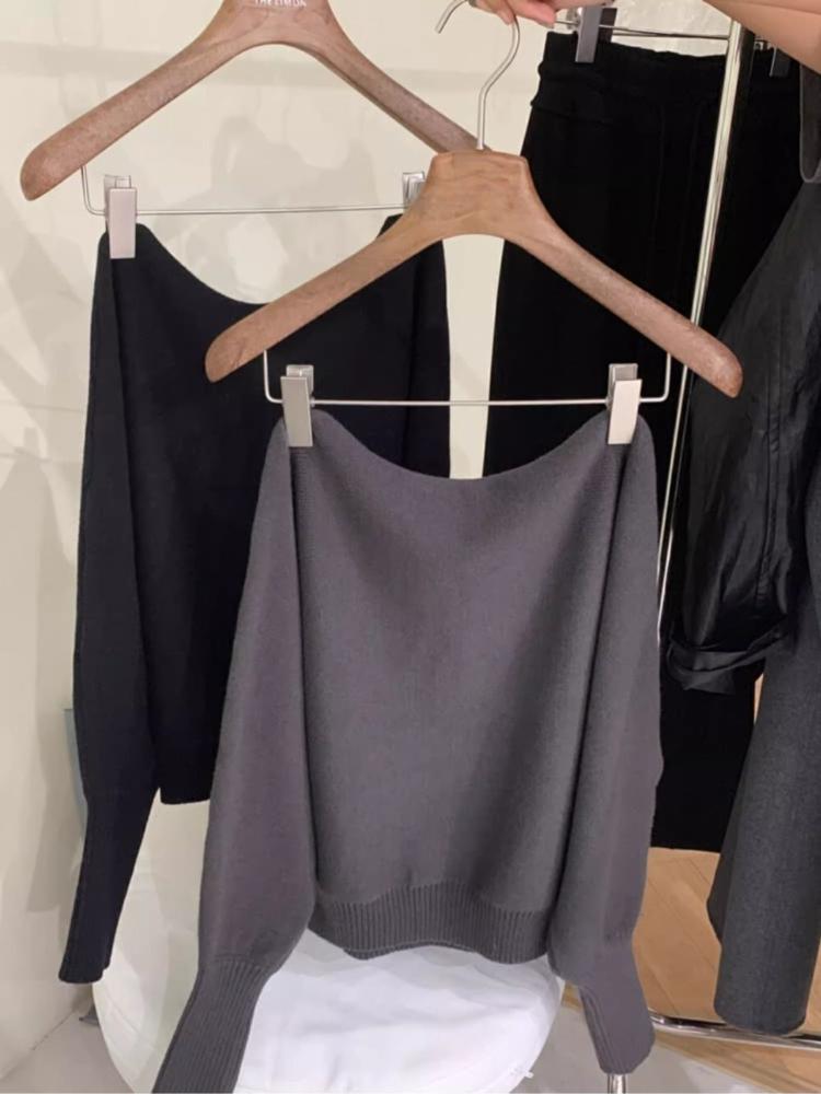 Женский сексуальный мягкий восковой свитер с открытыми плечами, осенний корейский модный новый однотонный повседневный пуловер серо-черного цвета, одежда