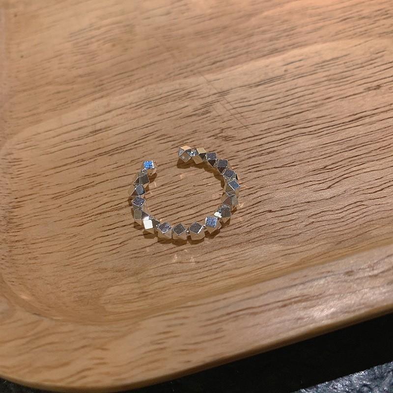 Sterling Chic 925 Silver Ring With Sparkly Zirconia Stones For Unique Womens Accessories