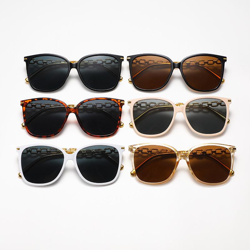 Vintage Retro Designer Sunglasses Woman Fashion Trendy Square Shape Sun Glasses for Women Chain Leg Female Sunglass