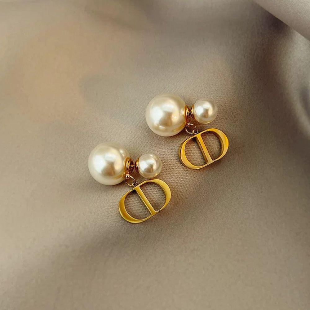 Элегантные серьги-подвески с жемчужными буквами: Модные и атмосферные украшения для женщин, идеально подходящие для осени и зимы