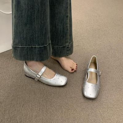 Нишевый дизайнерский смысл одно слово с внутренним увеличением высоты заклепки туфли Мэри Джейн женские красные свадебные туфли балетки квадратный носок одинарные туфли женские