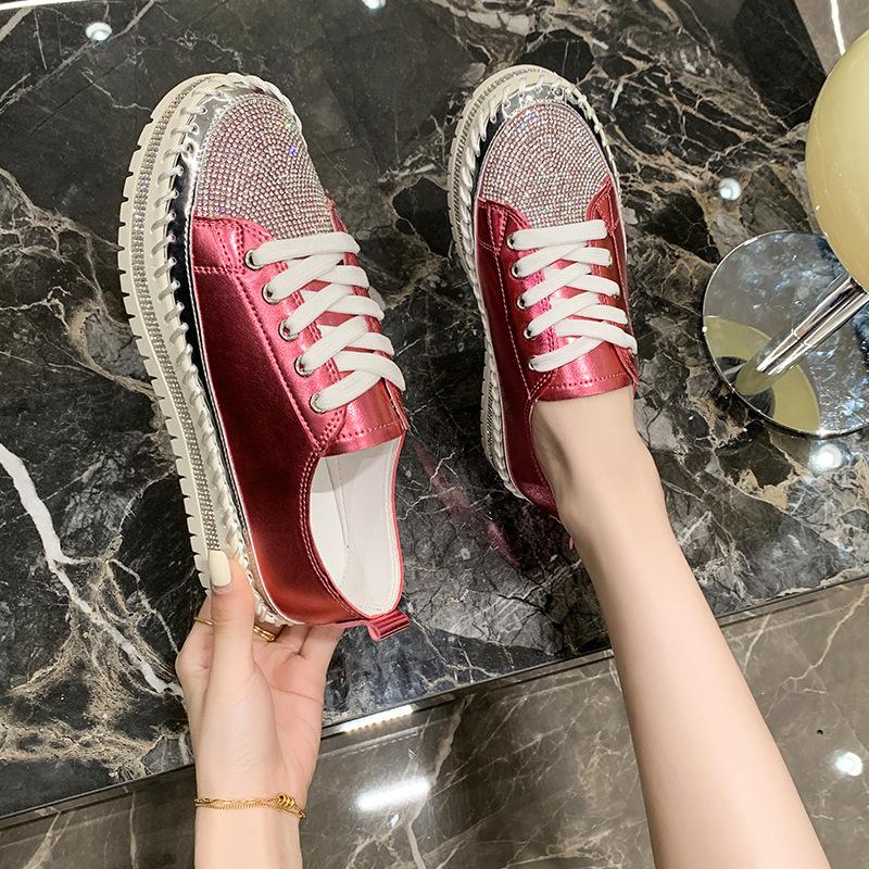 Модные туфли большого размера со стразами для женщин 2024 года, новые повседневные и удобные туфли на шнуровке со шнуровкой