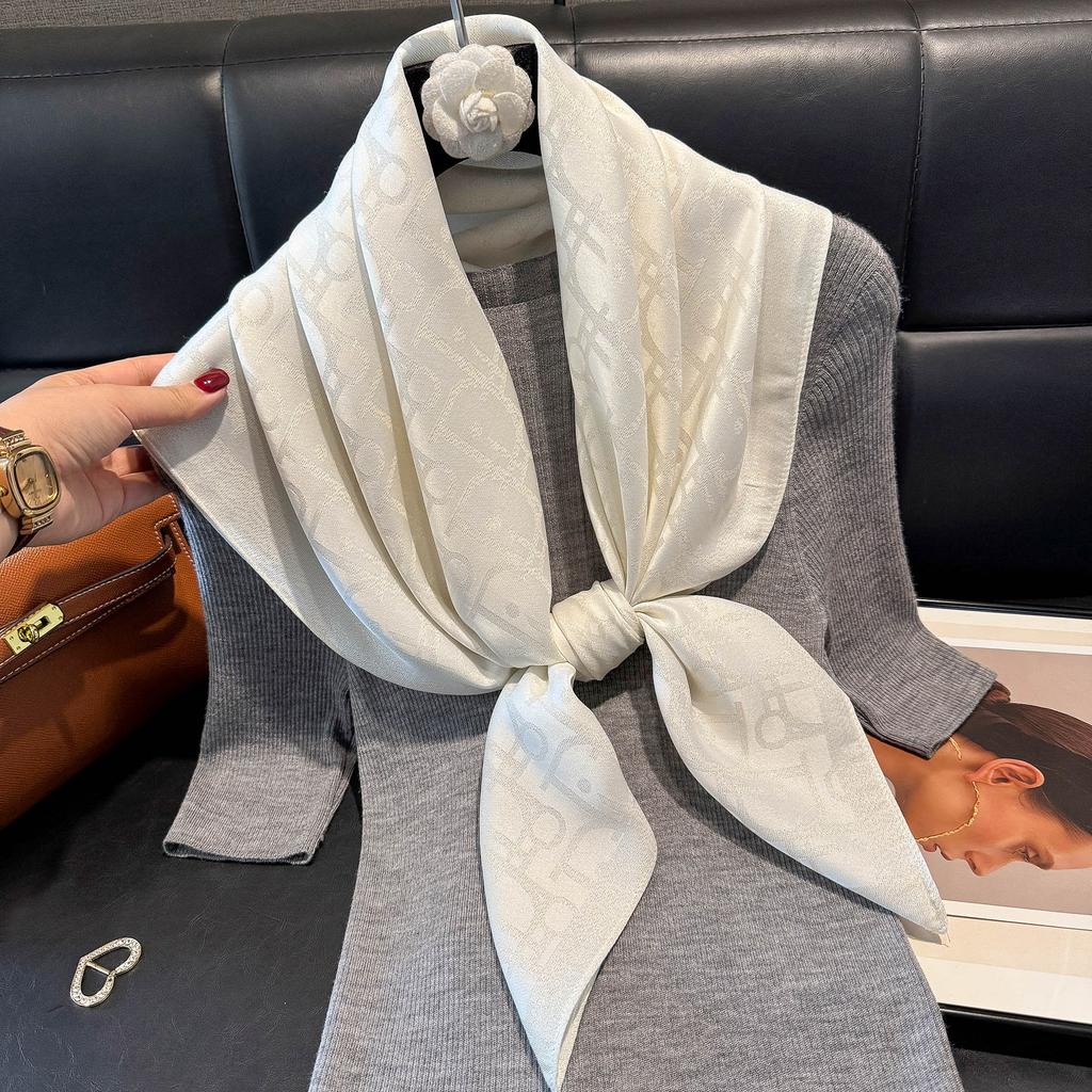 Simulation Silk Fashionable And Elegant High-End Square Scarf Silk Scarf Letter D Tencel Cotton Gold Silk Scarf Headscarf Women