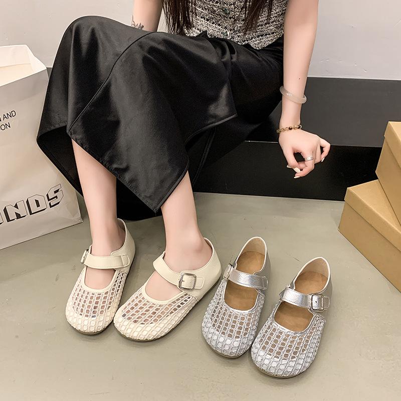 Простые плетеные полые модные туфли-лодочки на плоской подошве с ремешком на подъеме для женщин, новинка лета 2025