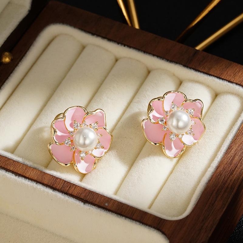 Премиальный Чувственный Сладкий И Элегантный Темперамент Розовые Серьги-Пуссеты с Цветком Уникальный Дизайн Чувство Легкой Роскоши Темперамент Нежные Серьги Оптом