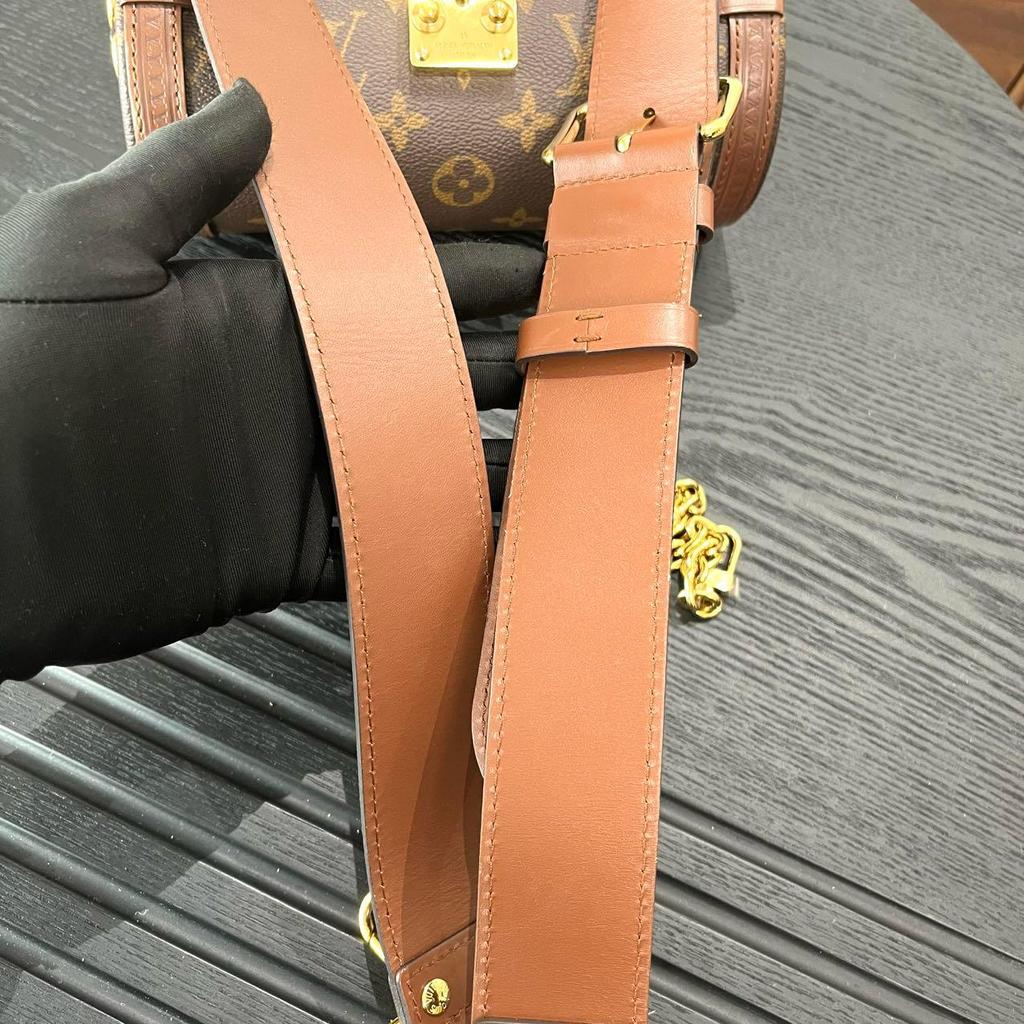 [Pre-Owned] Papillon Trunk Monogram Chain S-Lock Closure Coated Canvas With Leather Trim Shoulder Bag - Very Good #1V8QTQB