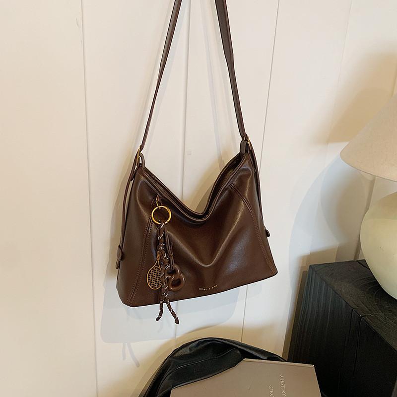 Ielgy Large-Capacity Bag Autumn Winter All-Match Simple Shoulder Messenger Commuter Tote Bag