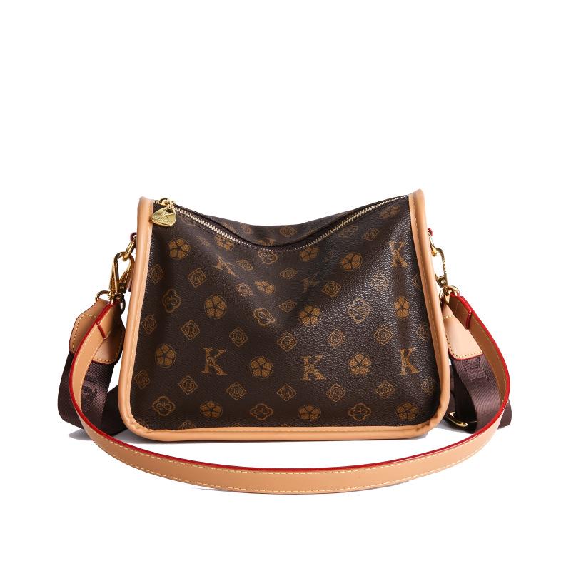 2025 Autumn Women's Retro Large Capacity Shoulder Bag with Wide Strap