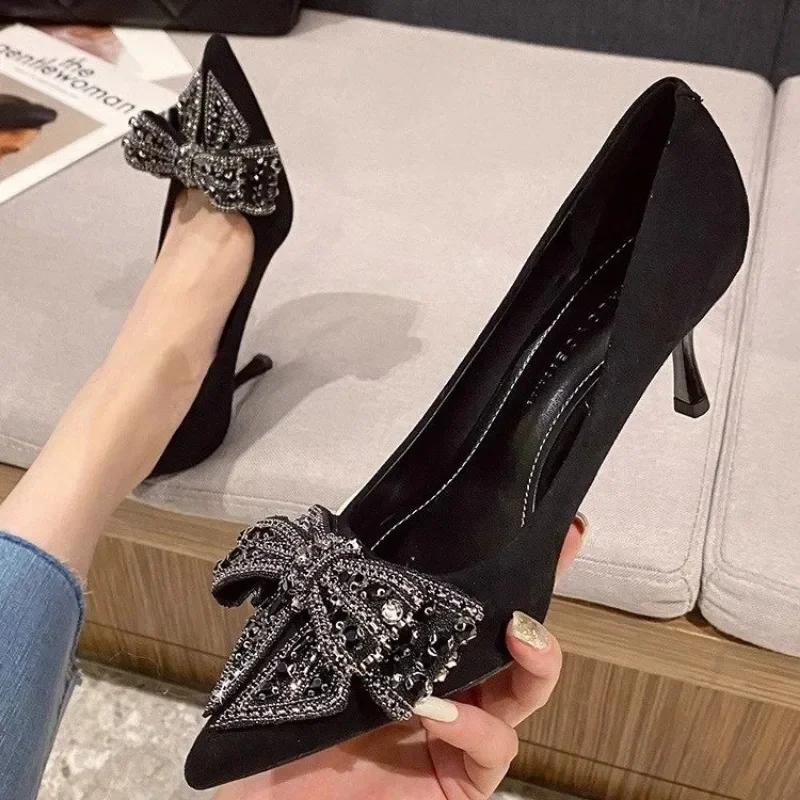 Элегантные женские туфли на каблуке 2025 Слипоны Женские туфли на высоком каблуке Классические туфли-лодочки Женские туфли с острым носком, ремешком, бантом, на тонком каблуке
