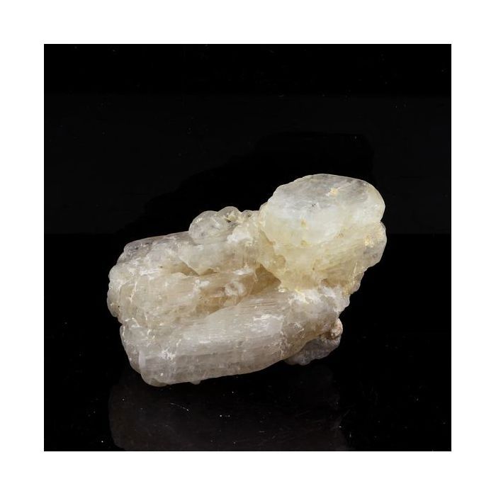 Pierres et Minéraux. Albite. 184.5 ct. Nanarena Besakoa, Betroka, Anosy, Madagascar.