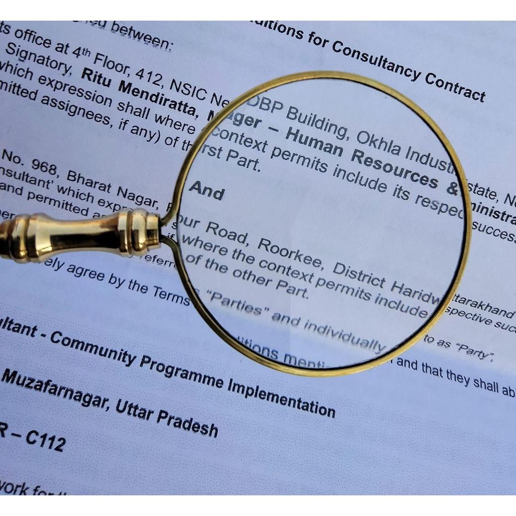 Brass Magnifying Glass Vintage Magnifier Pocket Portable with Velvet Pouch Bag Gift