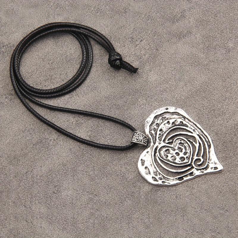 Личность Преувеличенное Большое Сердце Неправильной Формы Полый Кулон Любви Длинное Ожерелье Мужское Женское Универсальное Парное Ожерелье Подарок