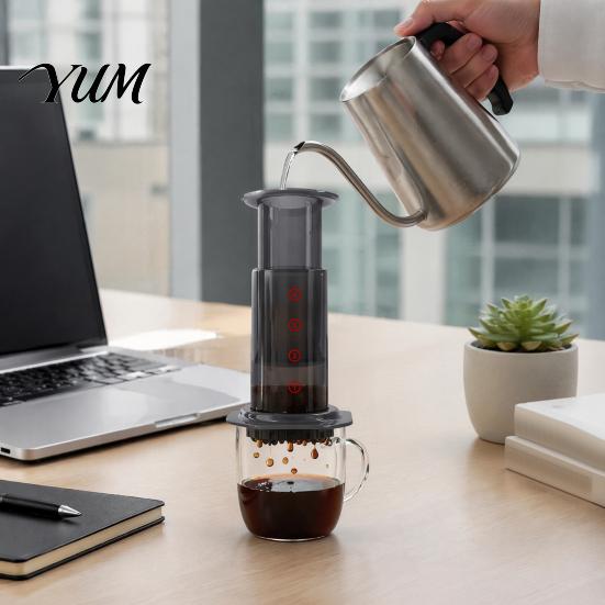 Handheld Coffee Brewer Portable Manual Maker, Pour-Over And Espresso Style Press, Lightweight Extractor Brewing Compression Cup for Office Camping