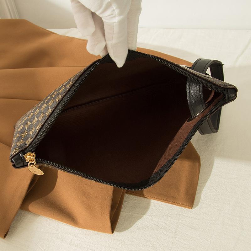 Women Wristlet Bag PU Leather Envelope Bag Shopping Totes Traveling Portable Phone Purse Clutch Wallet Ladies Pattern HandBags