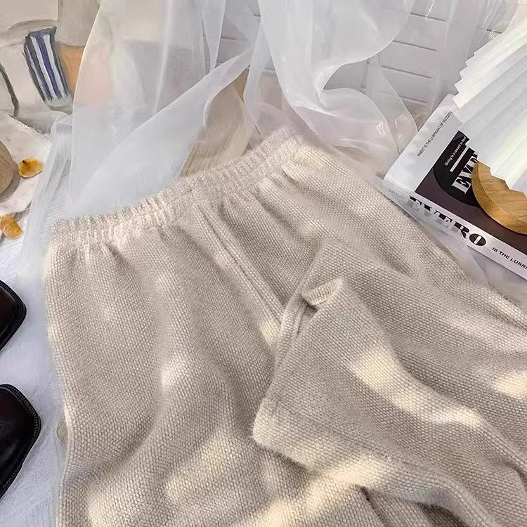 Маленькие Супермягкие Трикотажные Брюки Клеш из Норки - Пушистые Женские Осенне-Зимние Повседневные Брюки