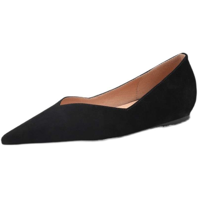 Новинка ранней весны, универсальные черные тонкие туфли-лодочки с острым носком, легкие, с ретро матовой отделкой, большого размера, V-образные туфли-одиночки, женские осенние туфли