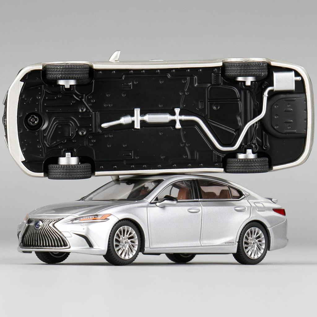 HZN3 1:64 Lexus Es300h Es 300h 300 H Sedan Simulation Alloy Car Model Toy Collectible Ornament Gift