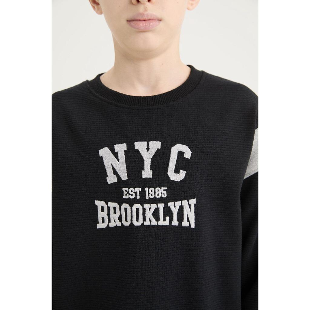 Мальчик 2 Команда D4742a8ns