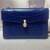 [Б/У] Serpenti Forever Сумка через плечо на цепочке с пряжкой в виде головы змеи, маленькая, из телячьей кожи - Очень хорошее состояние #1LDQYO9