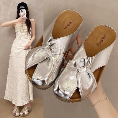 Сумка с толстой подошвой, полушлепанцы, женская летняя новая удобная юбка, красивые нишевые серебристые крутые шлепанцы