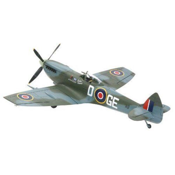 TAMIYA 1/32 Supermarine Spitfire Mk.16e Model Kit NEW from Japan